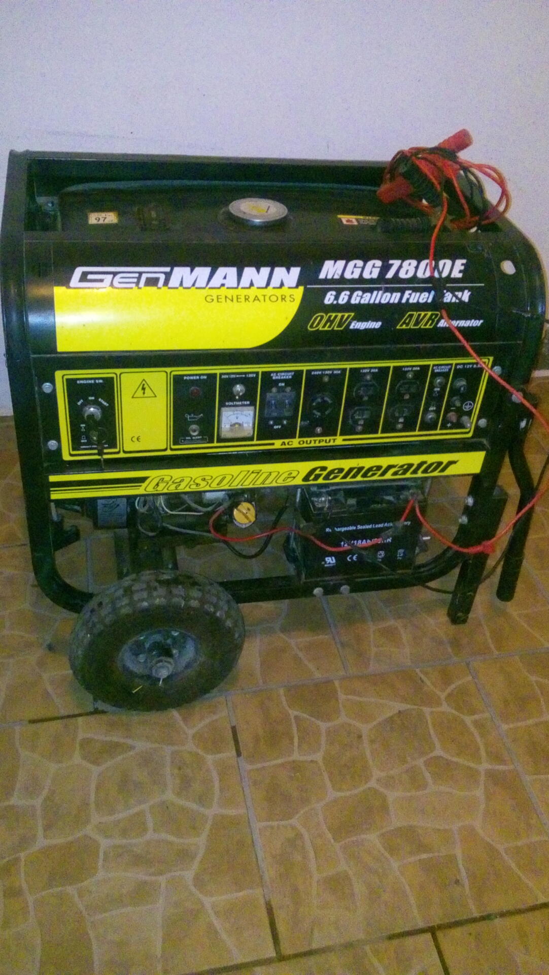 VENDO PLANTA DE LUZ 13HP MARCA GENMANN