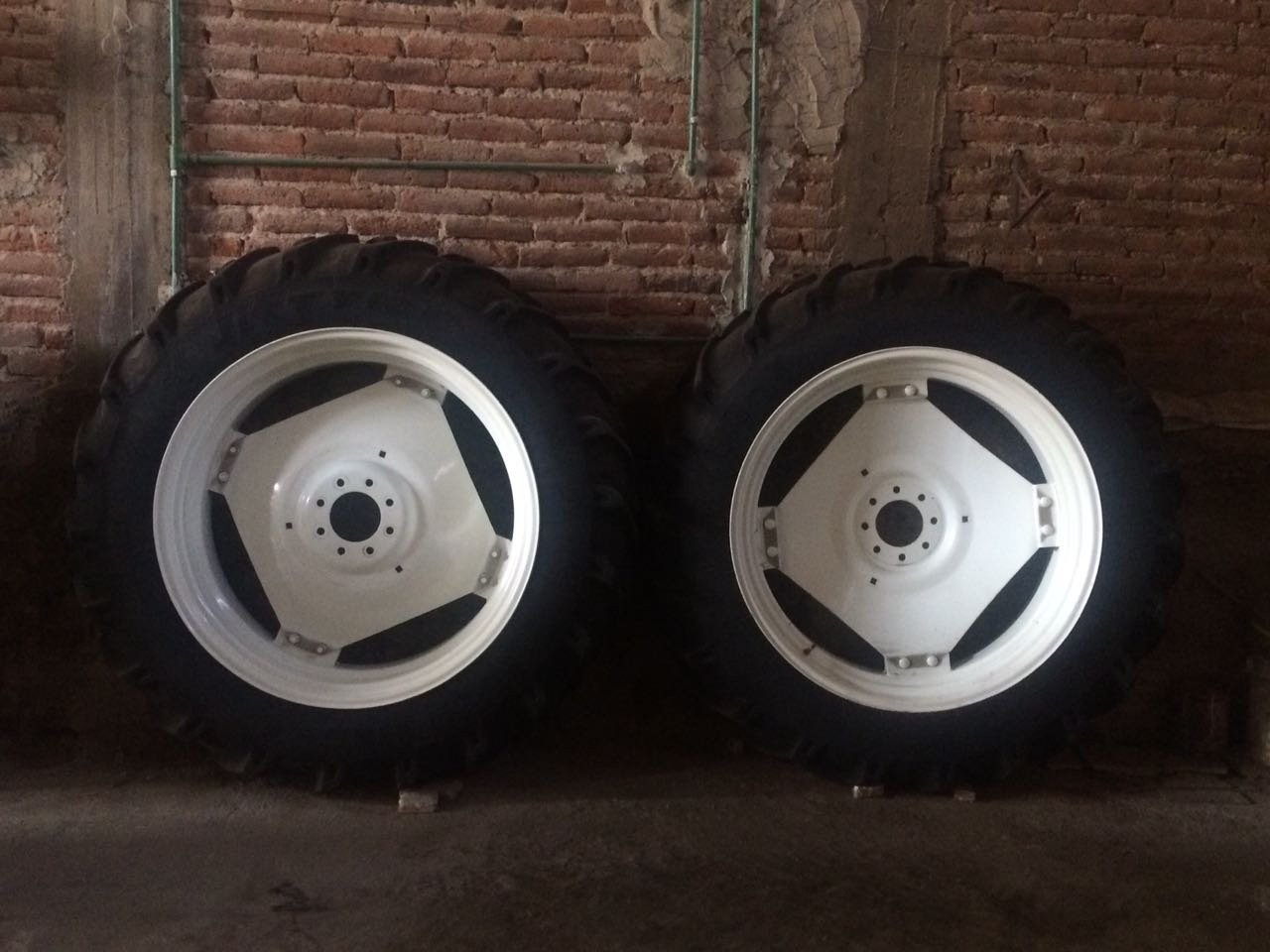 Rodado 15538 para tractor